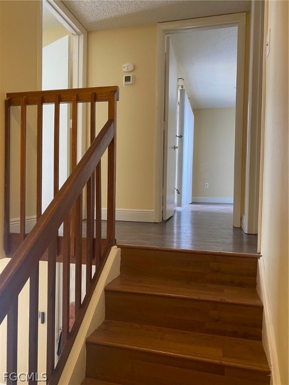 5245 Cedarbend Drive - Photo 6