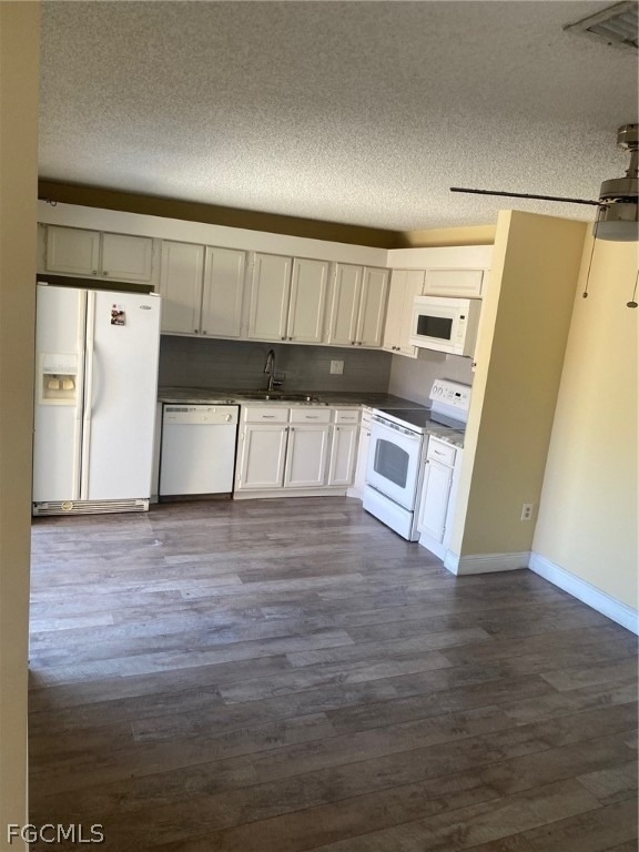 5245 Cedarbend Drive - Photo 10