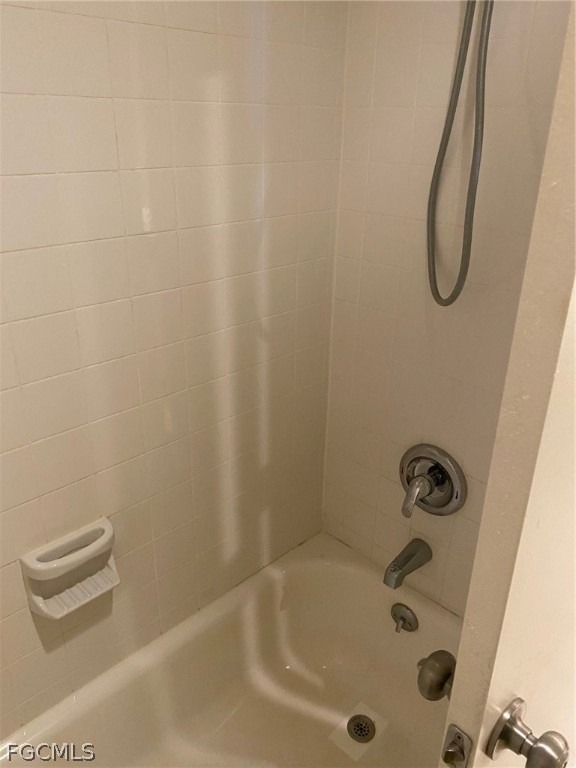 5245 Cedarbend Drive - Photo 25