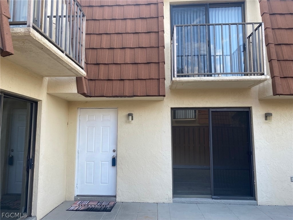 5245 Cedarbend Drive - Photo 4