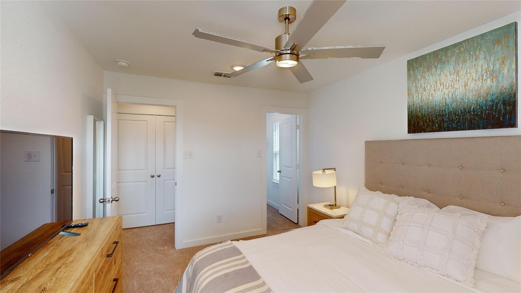 2942 Elle Drive - Photo 40