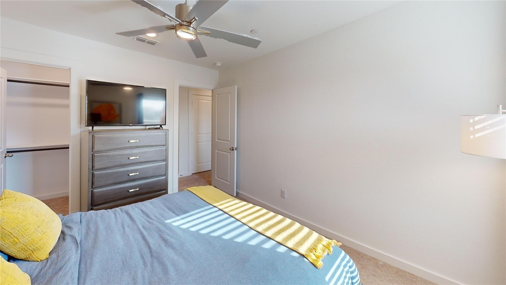 2942 Elle Drive - Photo 36