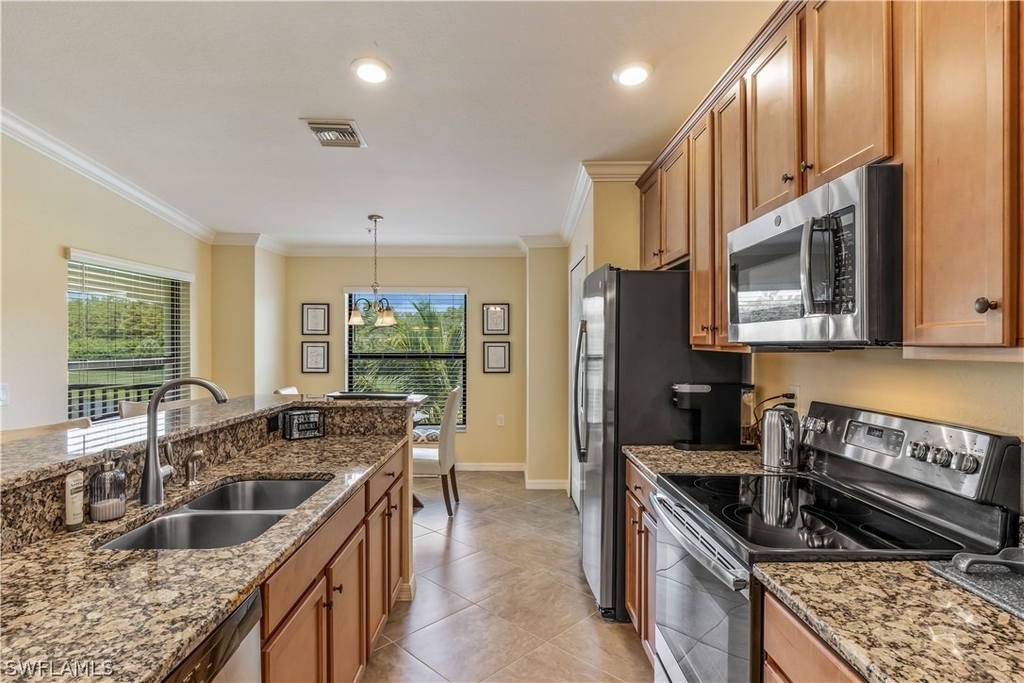 28003 Bridgetown Court - Photo 6