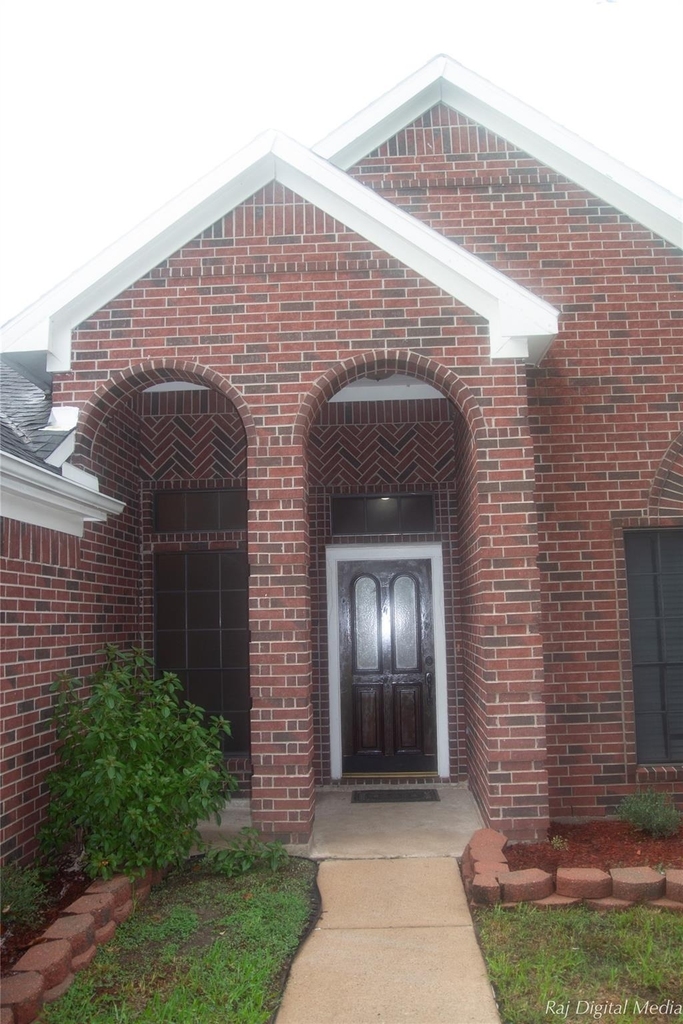 4918 Pinder Lane - Photo 1