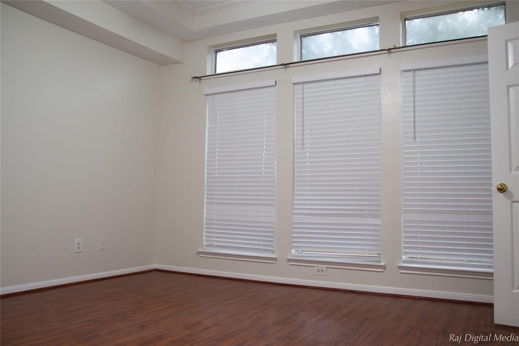 4918 Pinder Lane - Photo 15