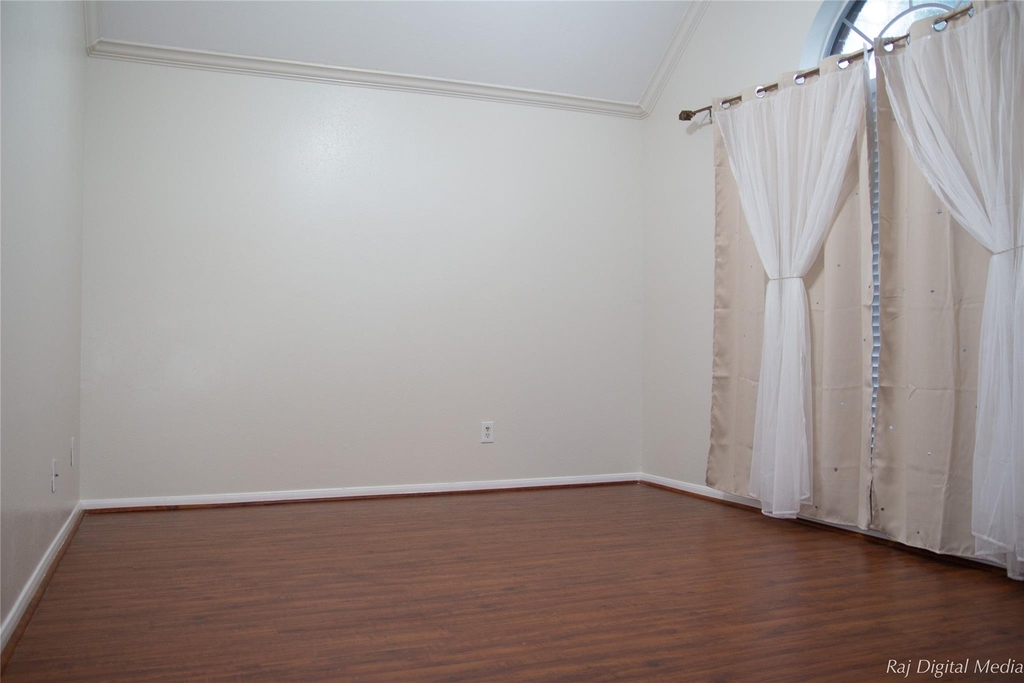 4918 Pinder Lane - Photo 33