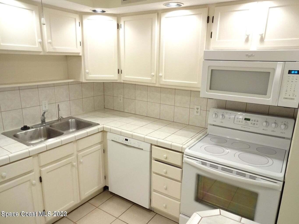 2700 N Highway A1a - Photo 3