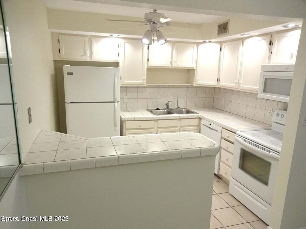 2700 N Highway A1a - Photo 4