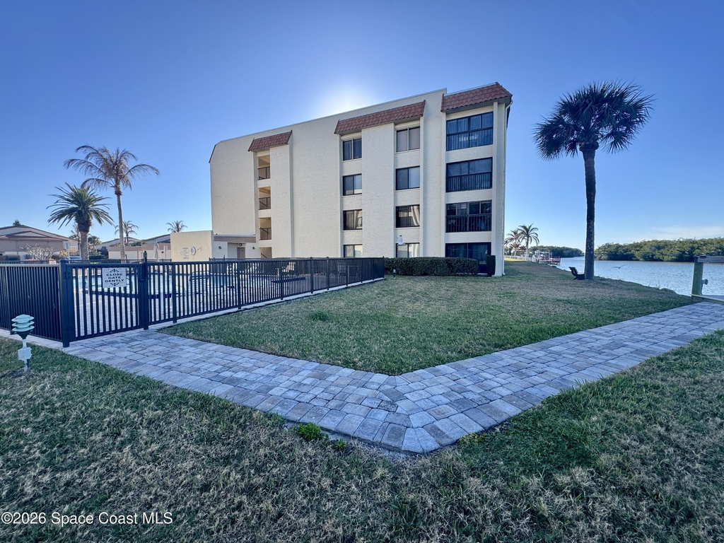 200 S Banana River Boulevard - Photo 5