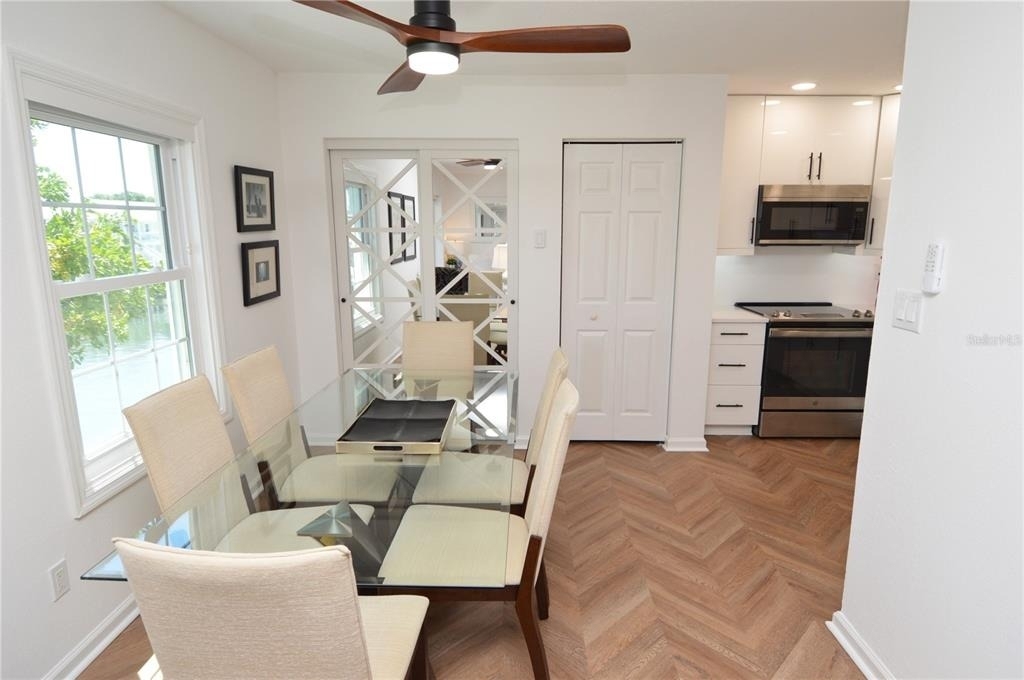 5048 Beach Drive Se - Photo 7
