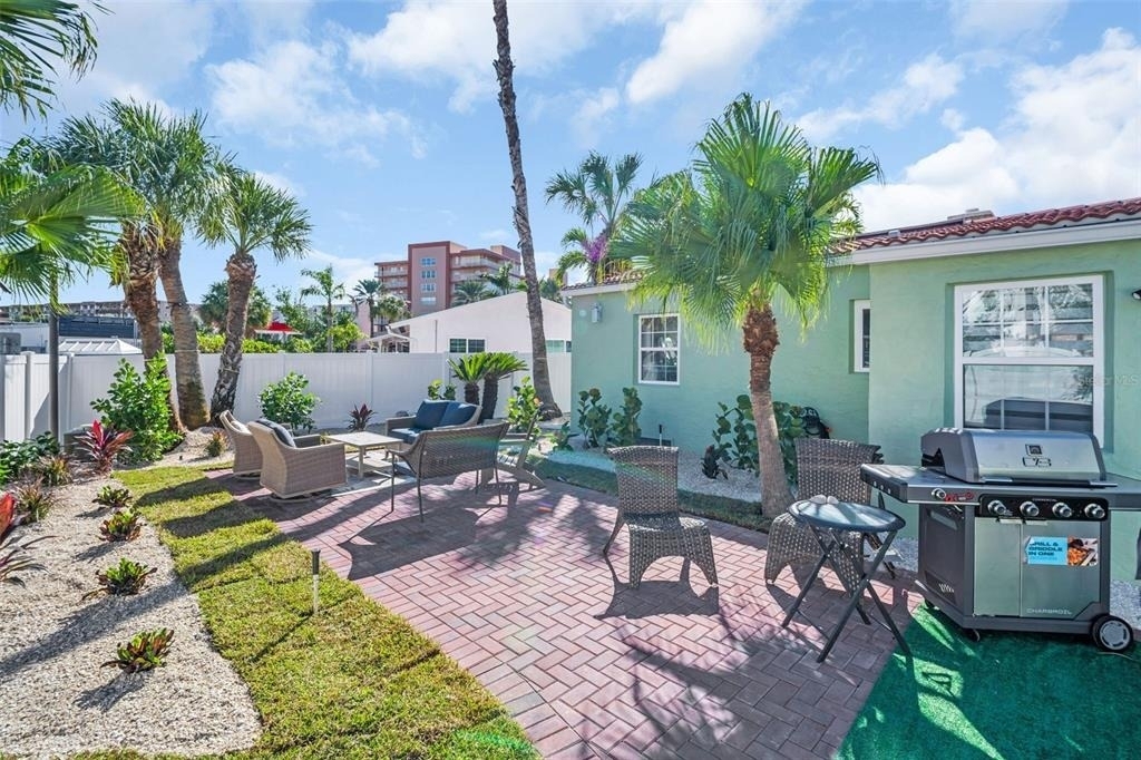 16613 Gulf Boulevard - Photo 36