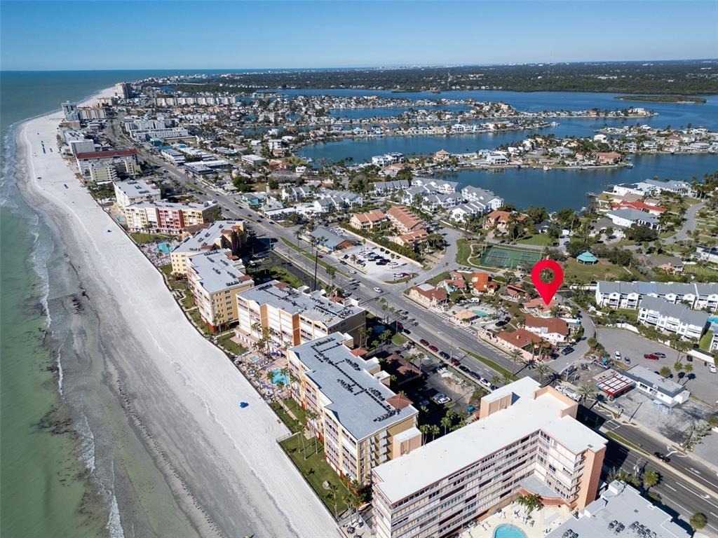 16613 Gulf Boulevard - Photo 1