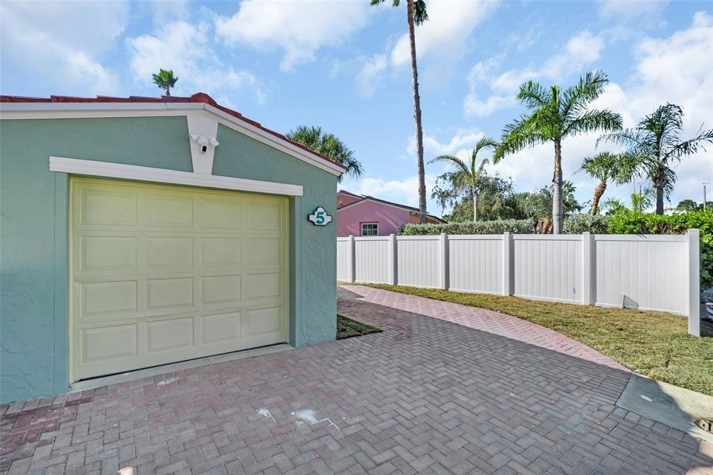 16613 Gulf Boulevard - Photo 31