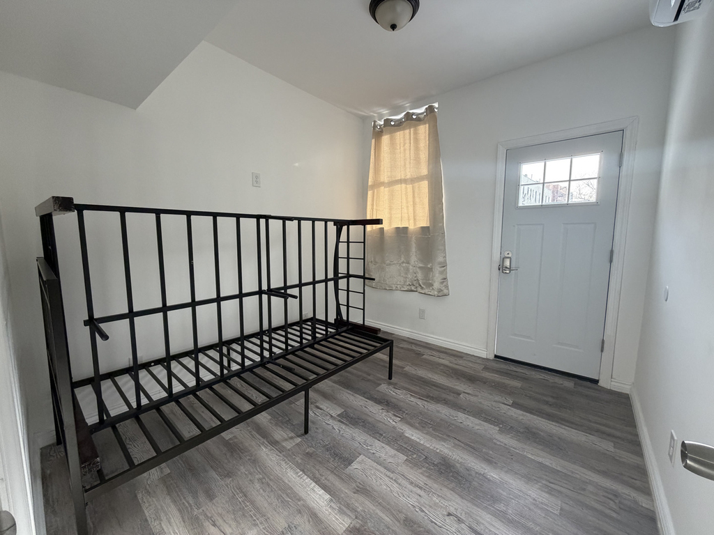 31st Ave - Photo 1