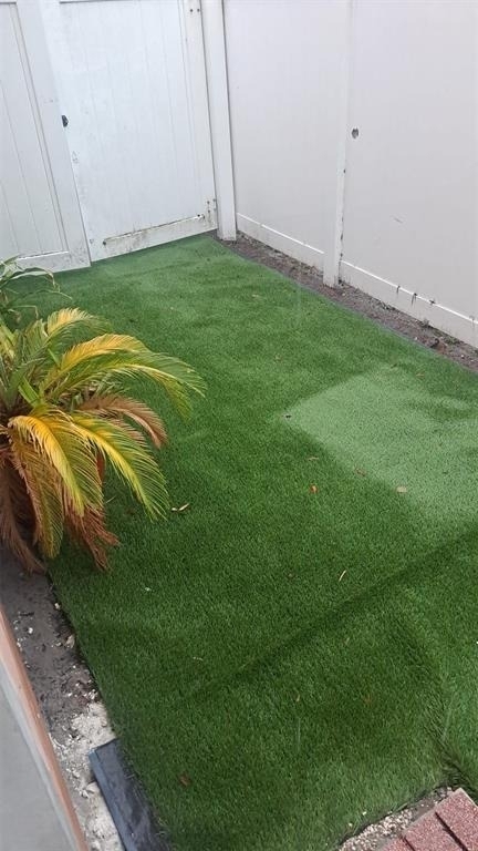 1405 W Rambla Street - Photo 1