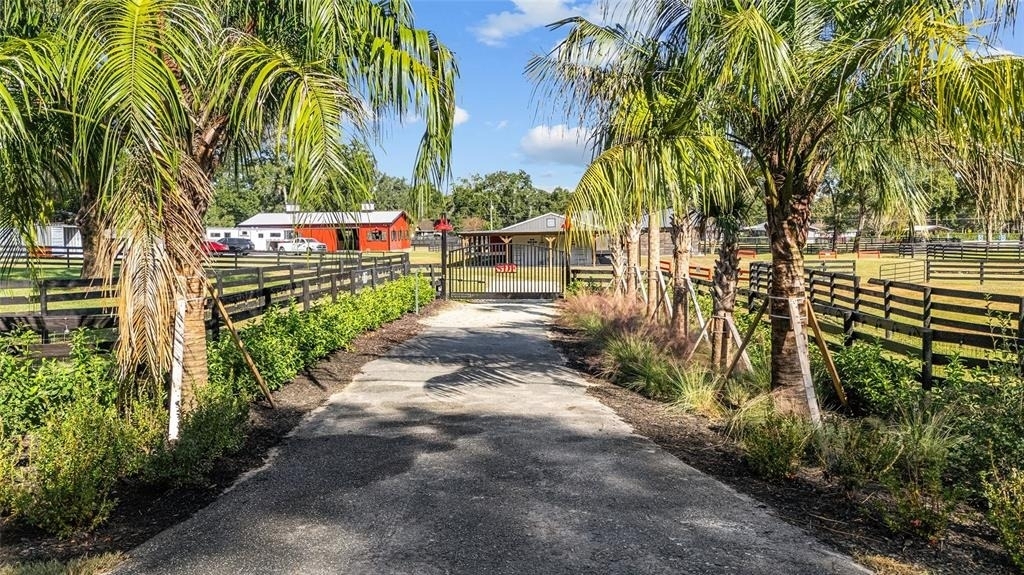 2 Count Fleet Drive - Photo 34