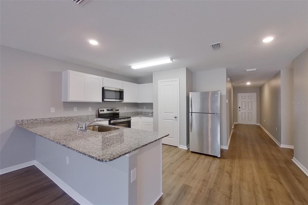 9810 N Santee Terrace - Photo 11