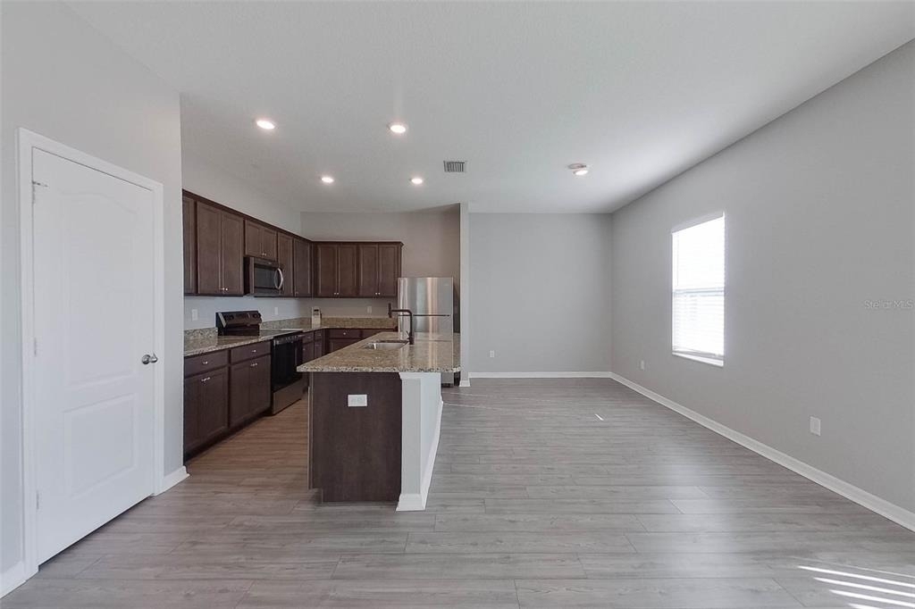 30098 Fedora Circle - Photo 3