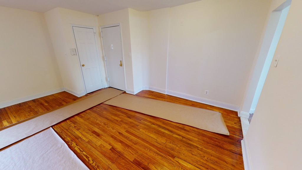 62-15 woodhaven blvd - Photo 9