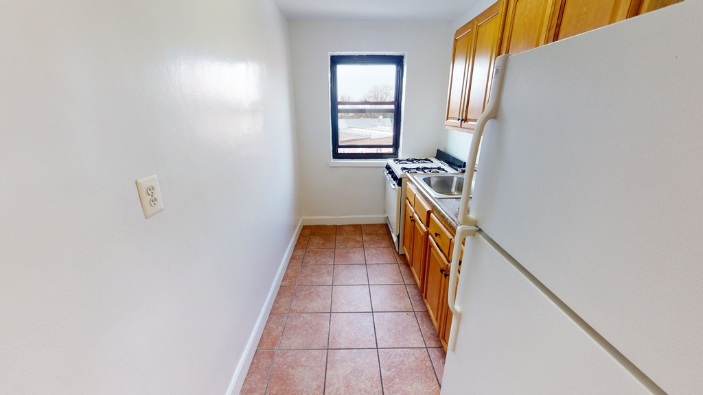 62-15 woodhaven blvd - Photo 7