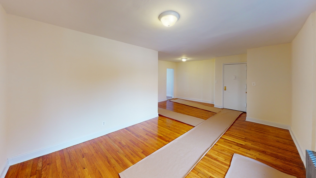 62-15 woodhaven blvd - Photo 5