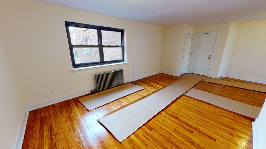 62-15 woodhaven blvd - Photo 4