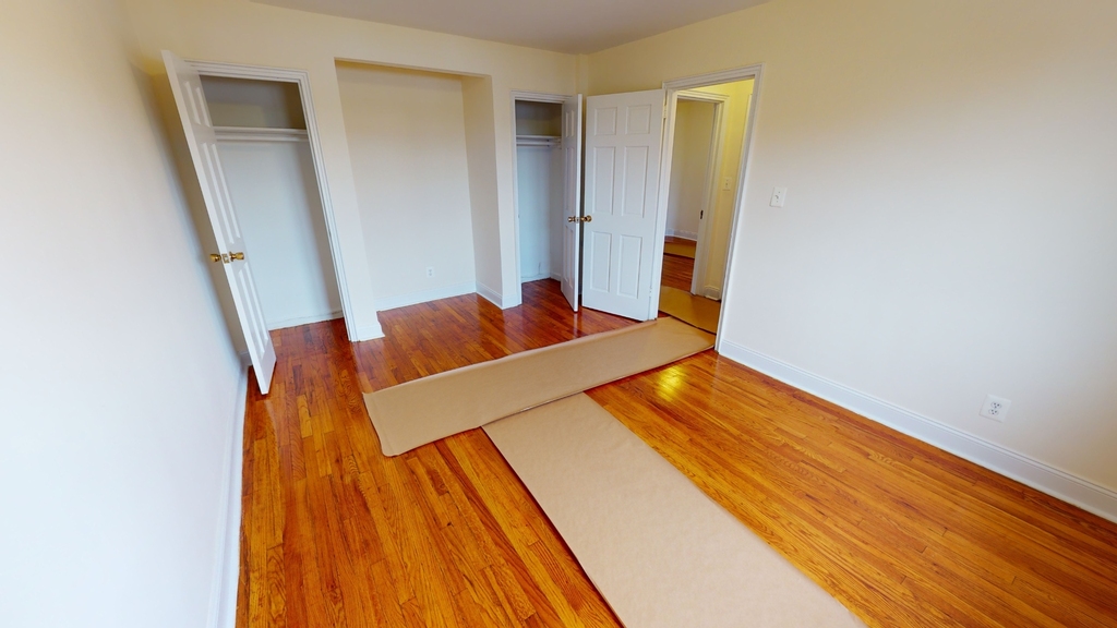 62-15 woodhaven blvd - Photo 10
