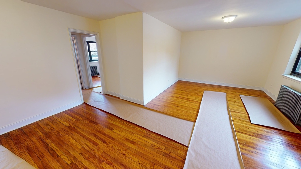62-15 woodhaven blvd - Photo 3
