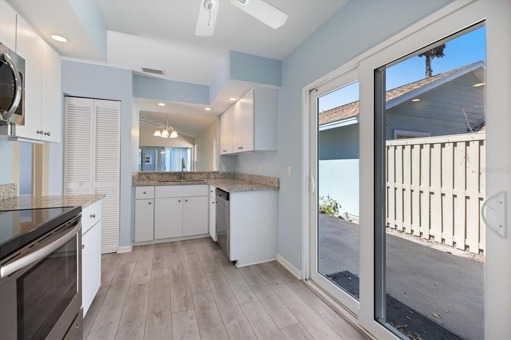 856 Chatham Drive - Photo 6