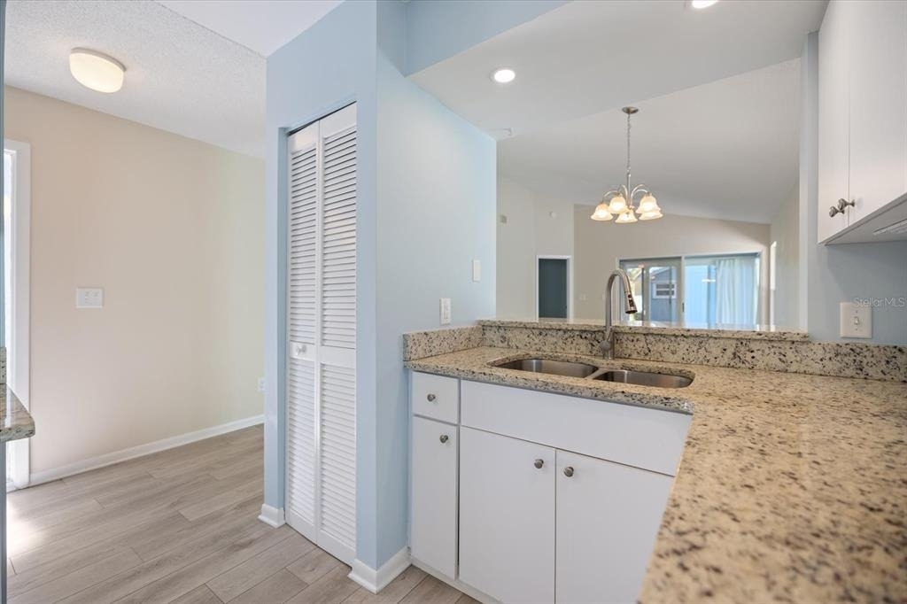 856 Chatham Drive - Photo 8