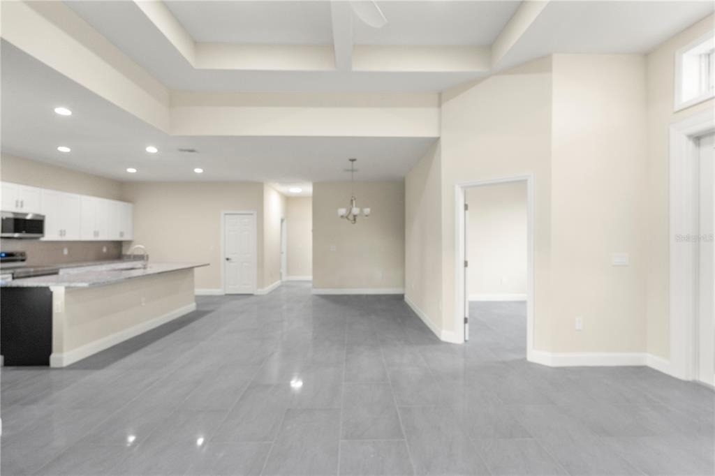 1043 Albert Ave - Photo 15