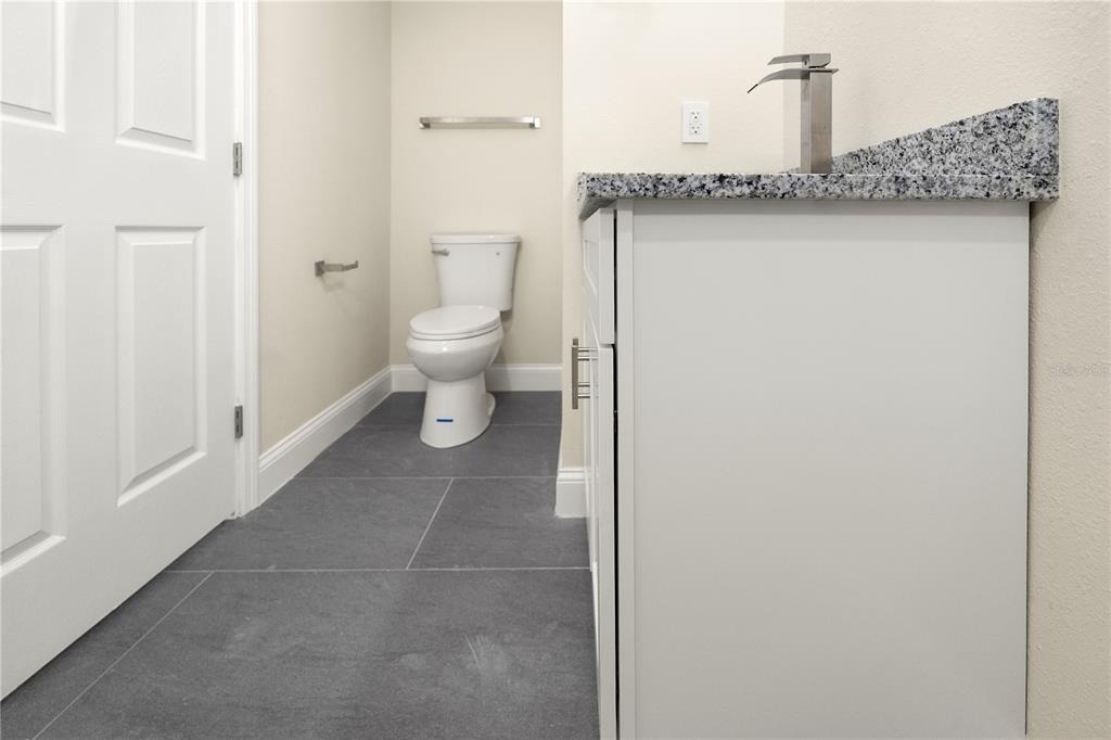 1043 Albert Ave - Photo 36