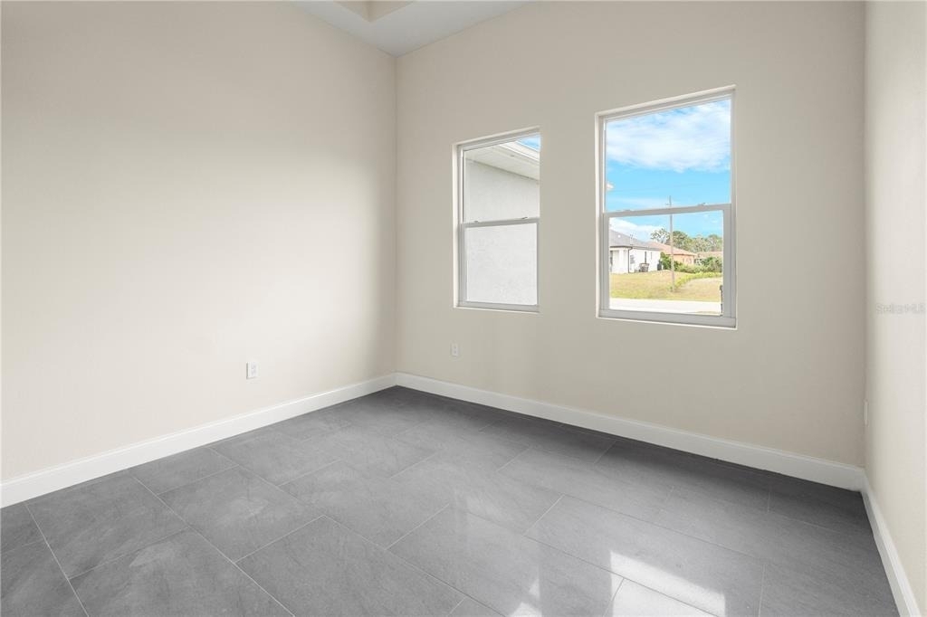 1043 Albert Ave - Photo 20