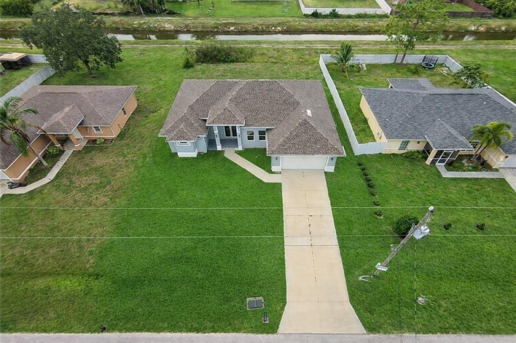 1043 Albert Ave - Photo 1