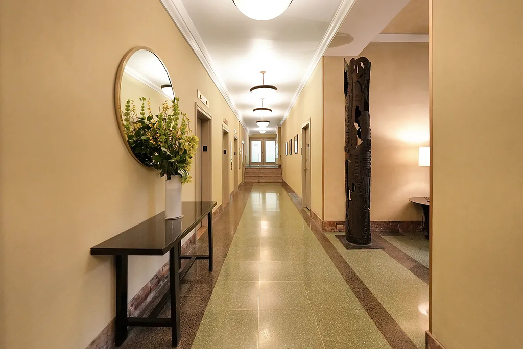 East 68th Street - Photo 9