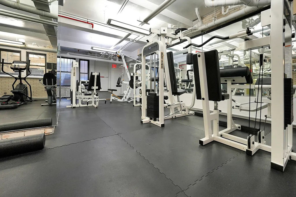 East 68th Street - Photo 8