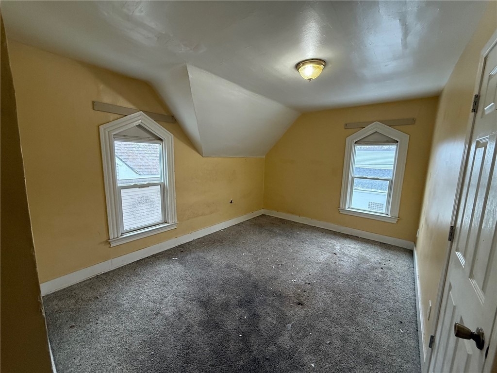 306 Laredo St - Photo 4