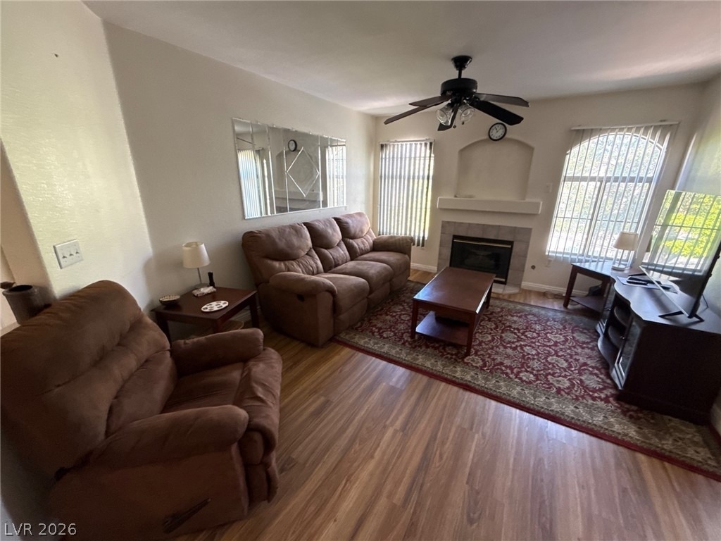 4555 E Sahara Avenue - Photo 2
