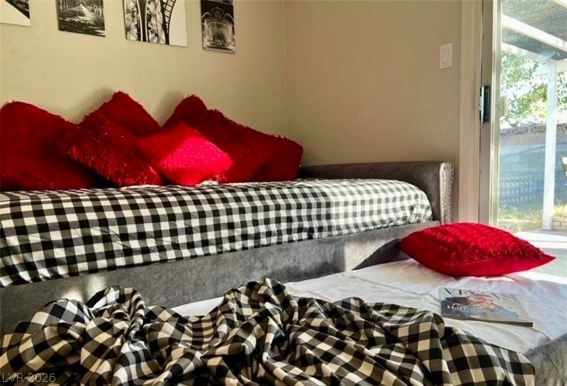 6401 Evergreen Avenue - Photo 5