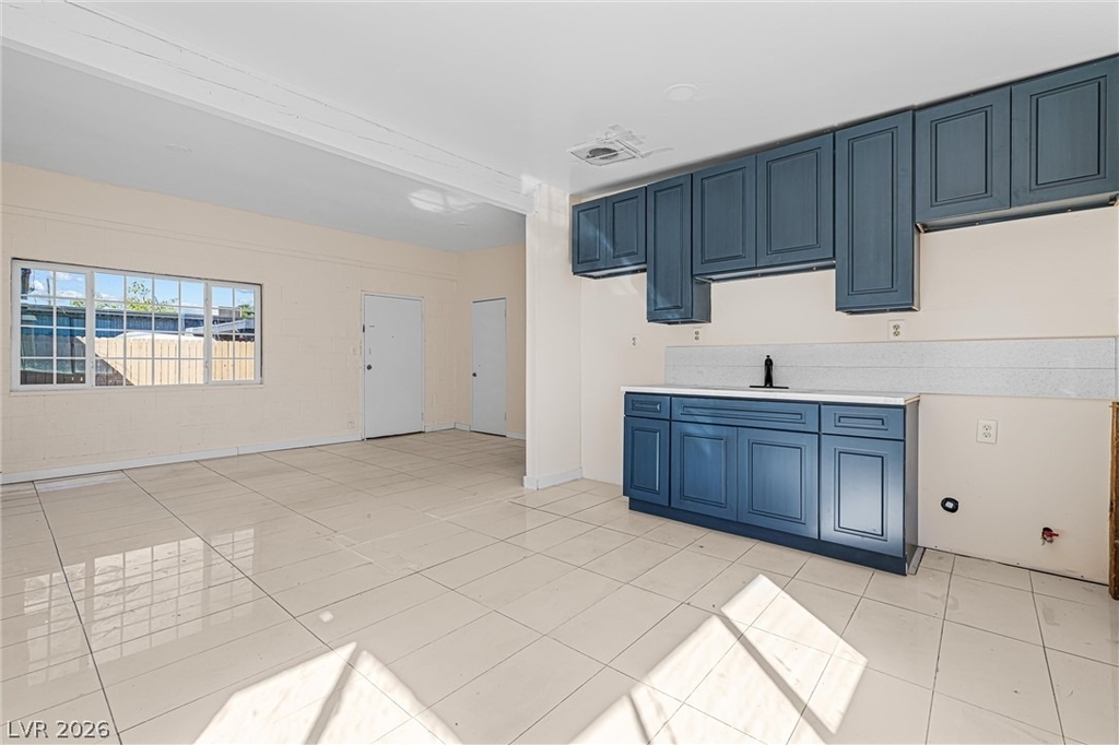 2204 S 15th Street - Photo 8