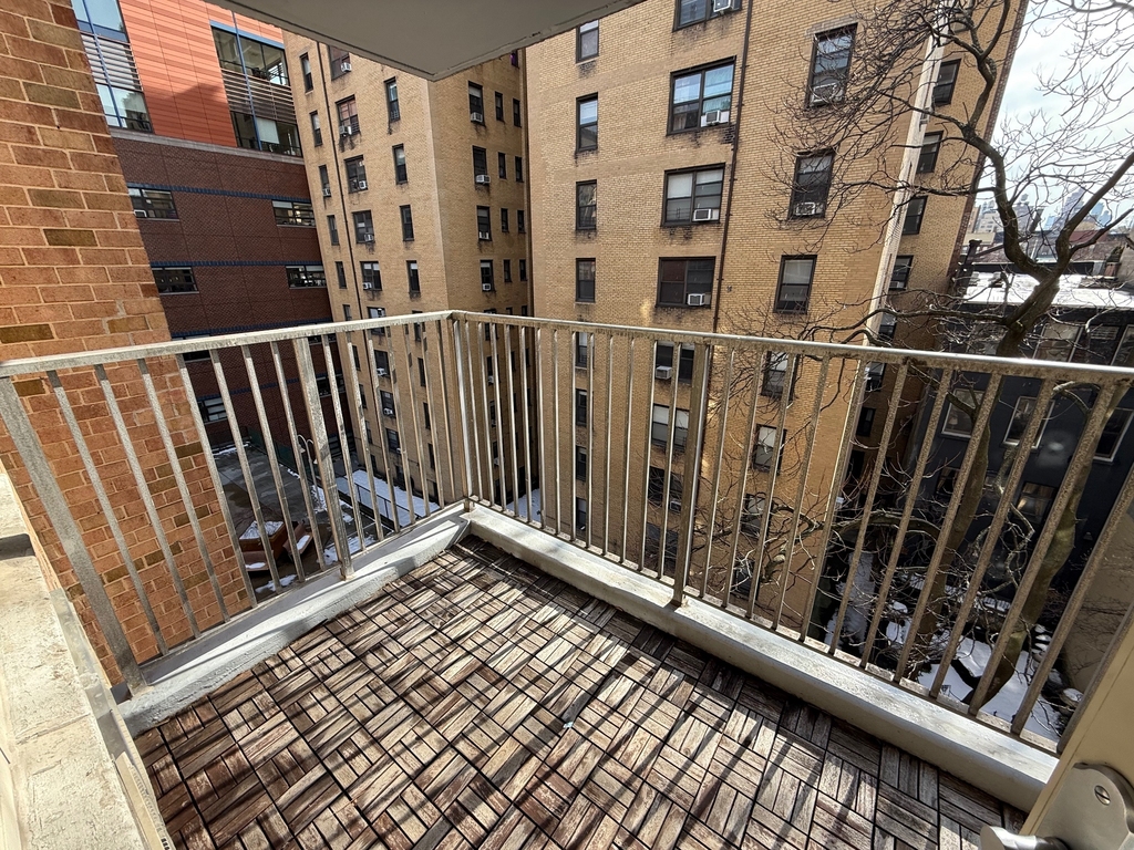 50 West 93rd Street - Photo 2