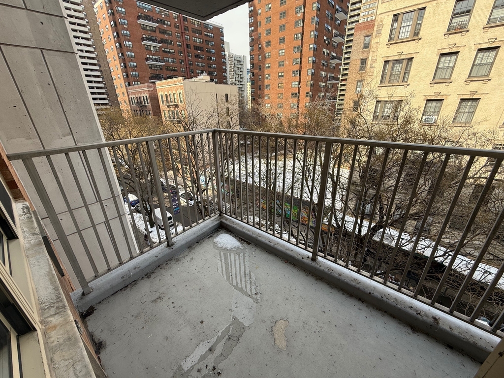 50 West 93rd Street - Photo 2