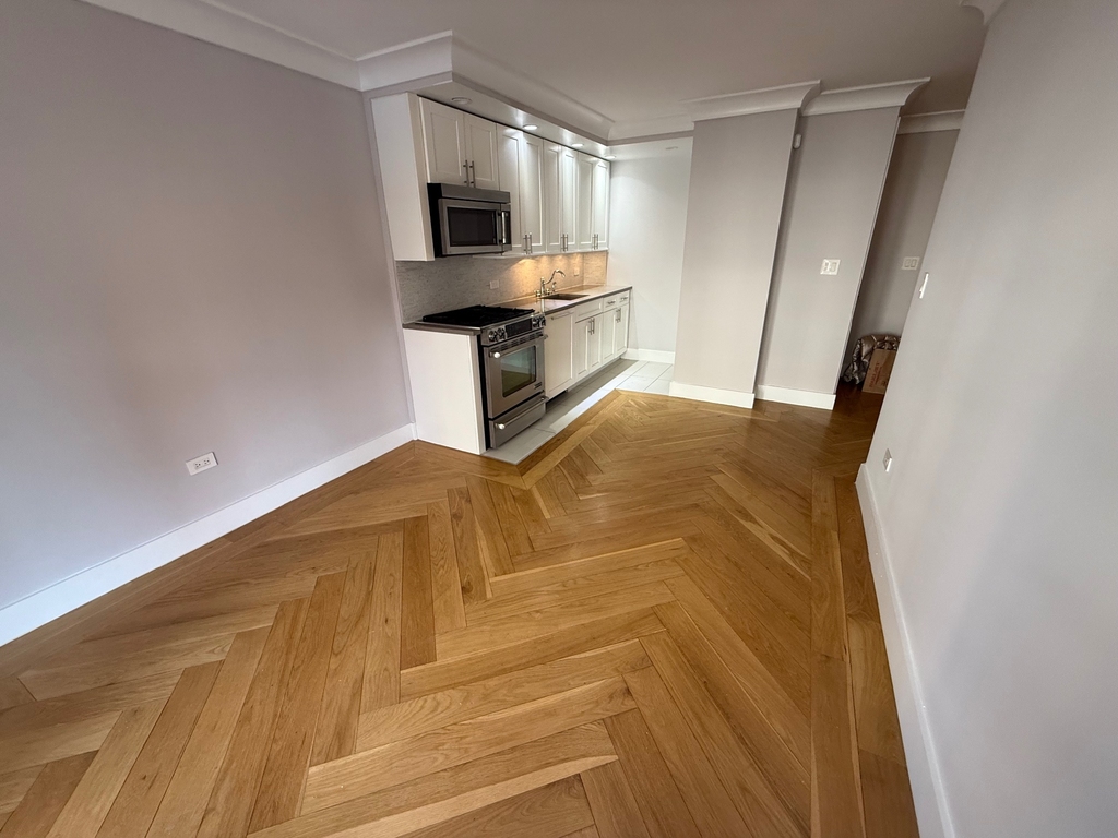 50 West 93rd Street - Photo 3