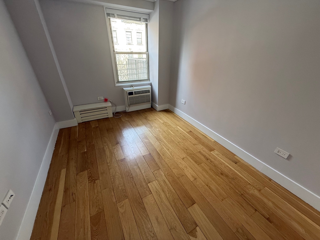 50 West 93rd Street - Photo 9