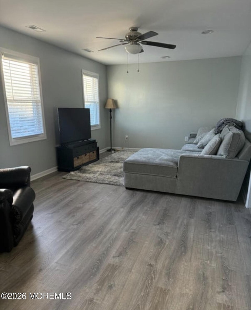 40 Bay Shore Drive - Photo 1