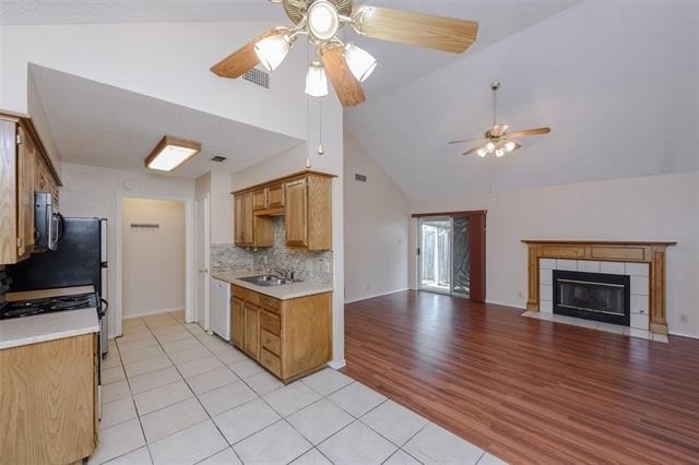 1902 Lee Drive - Photo 7