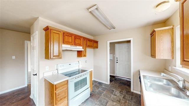 701 E College Street - Photo 7