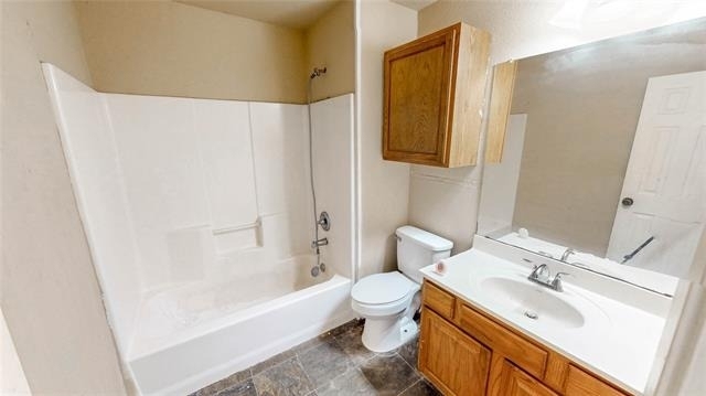 701 E College Street - Photo 15