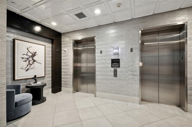 2600 W 7th Street - Photo 0