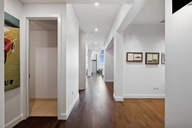 2600 W 7th Street - Photo 1